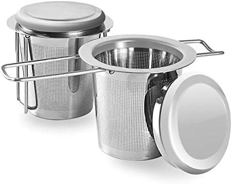 **2 Stück Rostfreier Edelstahltieesiebe mit Einklappbaren Griffen und Deckel, ideal für Teeamateure und -experten bei j